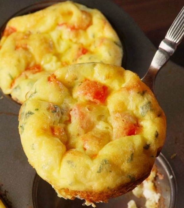Egg muffins for your morning breakfast. Try 10 more low calories breakfast recipes for weight loss and stay healthy.
