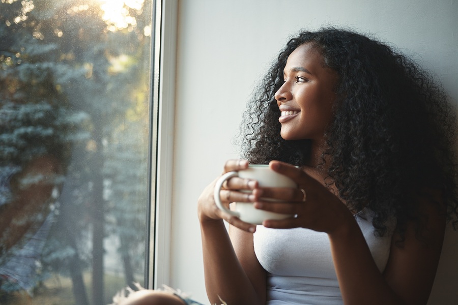 To start a great day you must catch up your morning routine. These great morning habits can help you to start your day with a smile.