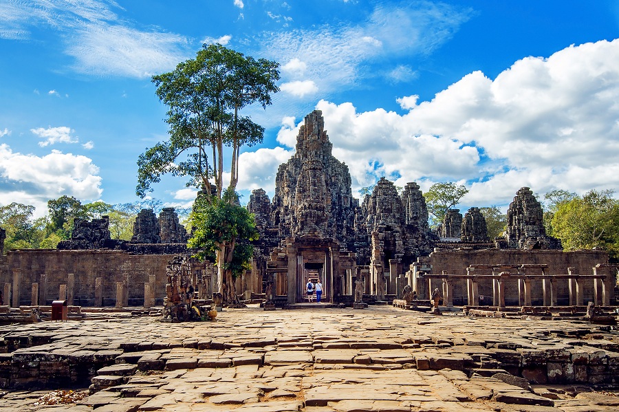 Beautiful Bayon temple. Find Top 10 beautiful and low-budget travel places to visit in 2021. 